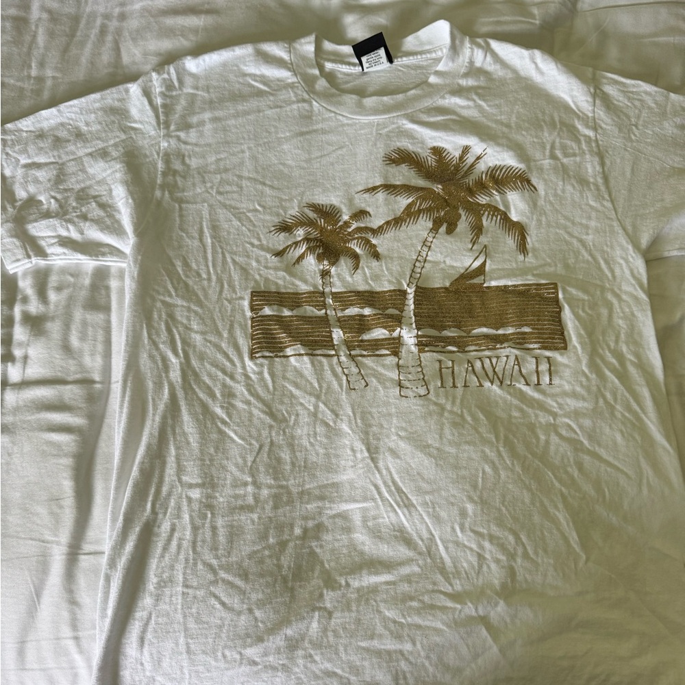 Hawai’i glitter vintage tee size L